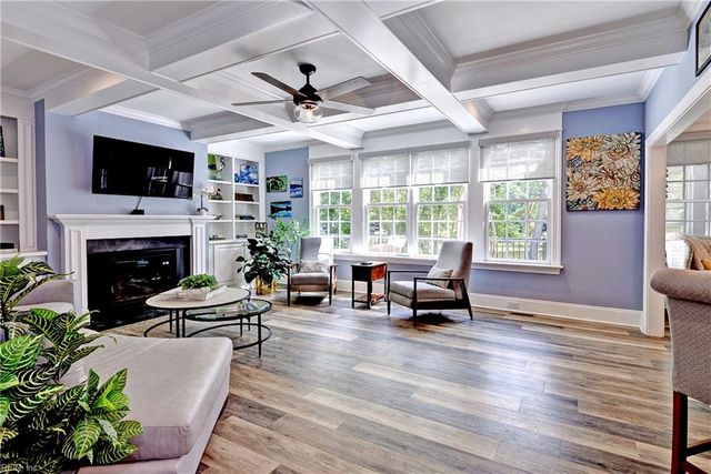 100 W Links, Williamsburg, VA 23188