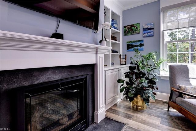 100 W Links, Williamsburg, VA 23188