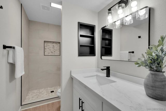 13322 Via Mark, Poway, CA 92064