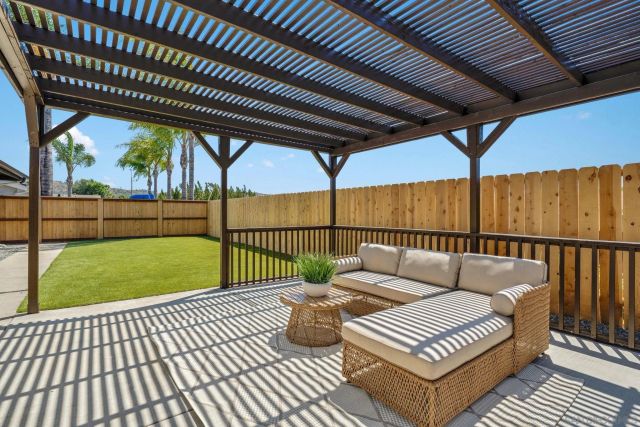 13322 Via Mark, Poway, CA 92064