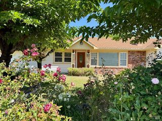 5047 Algiers Ave, Santa Rosa, CA 95409