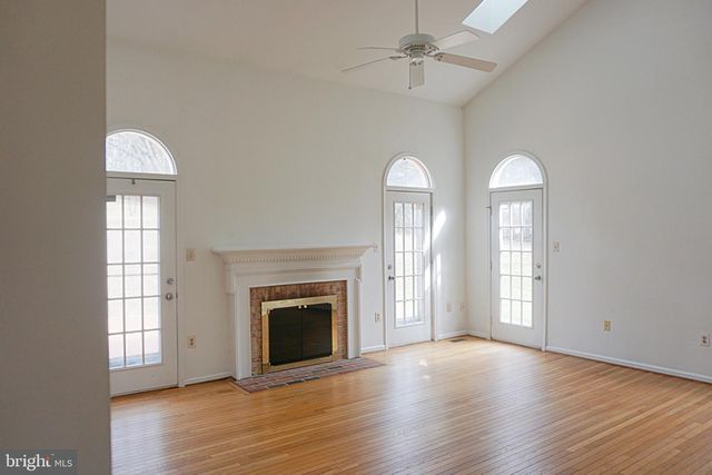 12103 GATEWATER DR, Potomac, MD 20854