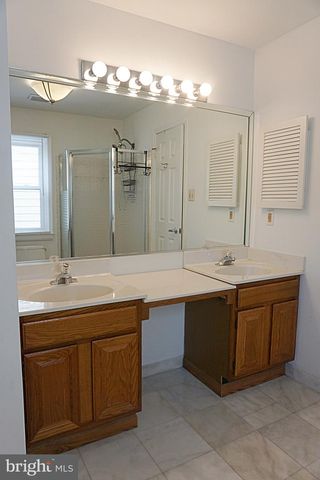 12103 GATEWATER DR, Potomac, MD 20854