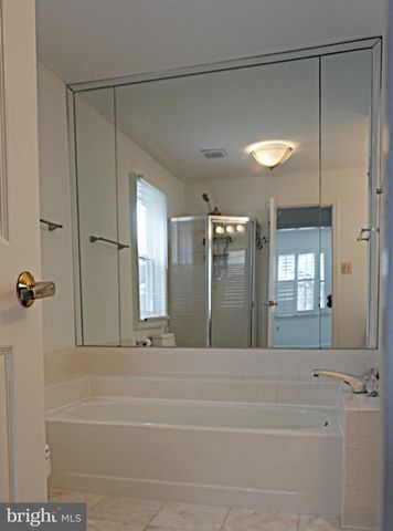 12103 GATEWATER DR, Potomac, MD 20854