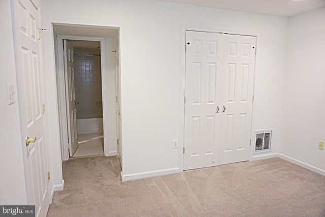 12103 GATEWATER DR, Potomac, MD 20854