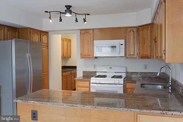 12103 GATEWATER DR, Potomac, MD 20854