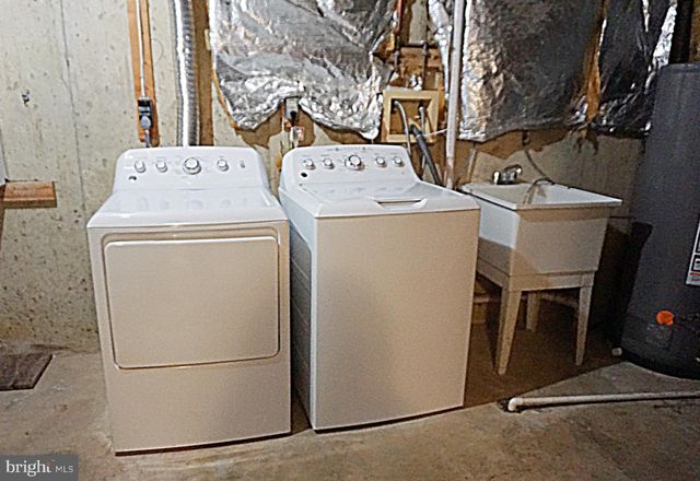 12103 GATEWATER DR, Potomac, MD 20854