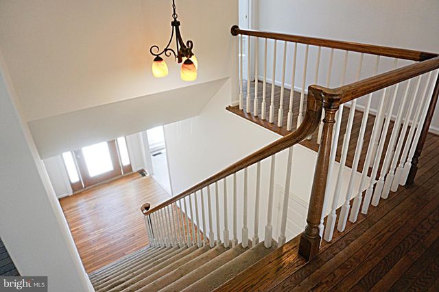 12103 GATEWATER DR, Potomac, MD 20854