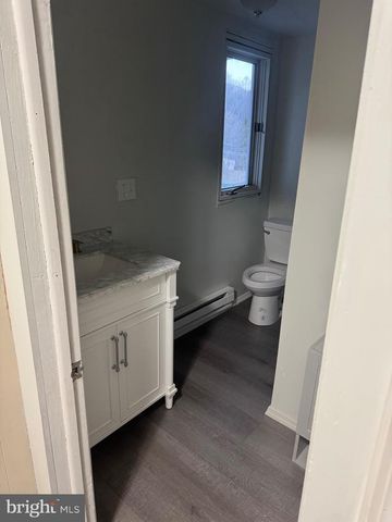 204 E B ST, Girardville, PA 17935