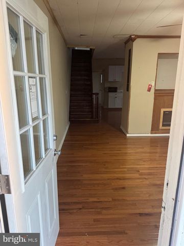 204 E B ST, Girardville, PA 17935