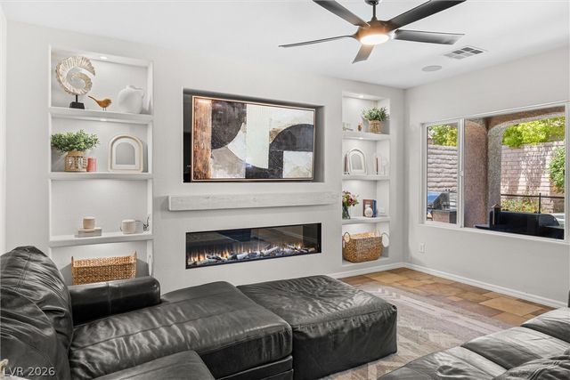 816 Colina Alta Place, Las Vegas, NV 89138