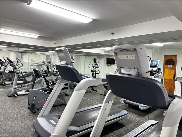 18151 NE 31st Ct 103, Aventura, FL 33160