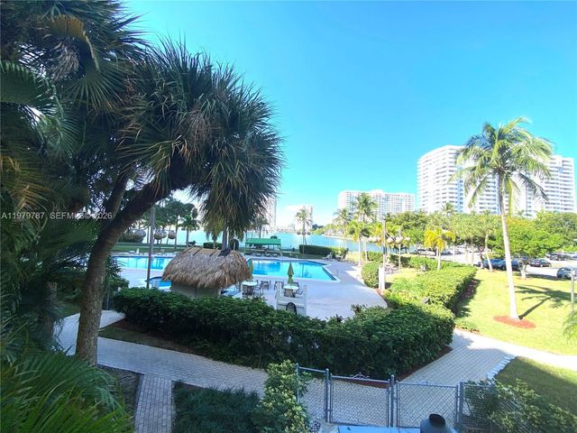 18151 NE 31st Ct 103, Aventura, FL 33160