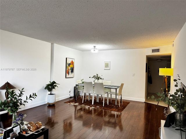 18151 NE 31st Ct 103, Aventura, FL 33160