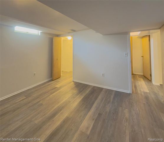 2419 Walter Drive, Ann Arbor, MI 48103