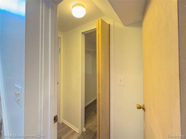 2419 Walter Drive, Ann Arbor, MI 48103