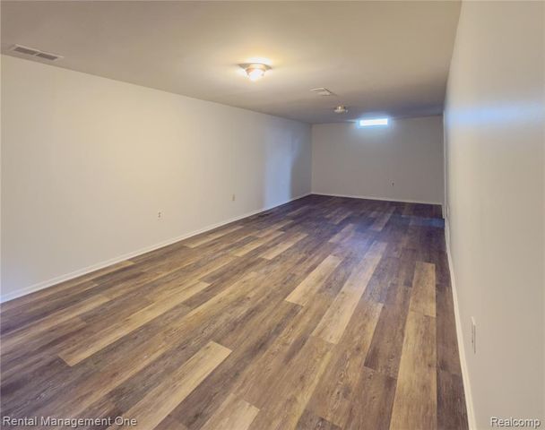 2419 Walter Drive, Ann Arbor, MI 48103