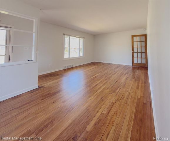 2419 Walter Drive, Ann Arbor, MI 48103