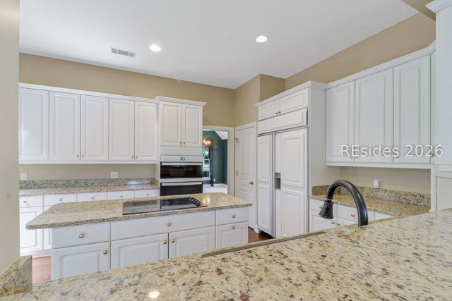 68 River Club Dr, Hilton Head Island, SC 29926