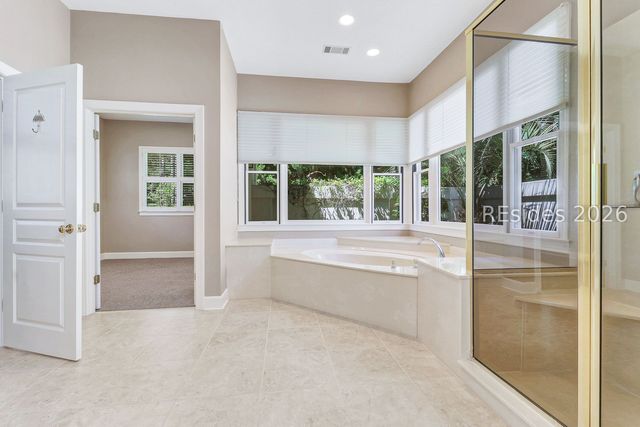 68 River Club Dr, Hilton Head Island, SC 29926