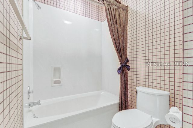 68 River Club Dr, Hilton Head Island, SC 29926