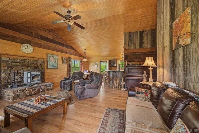 1337 Polk 38 Road, Hatfield, AR 71945