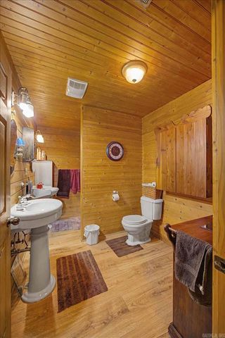 1337 Polk 38 Road, Hatfield, AR 71945