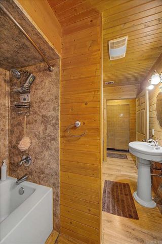 1337 Polk 38 Road, Hatfield, AR 71945