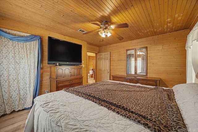 1337 Polk 38 Road, Hatfield, AR 71945