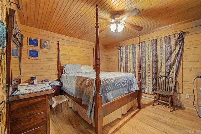 1337 Polk 38 Road, Hatfield, AR 71945