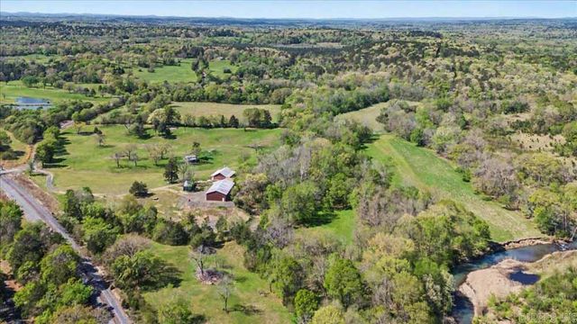 1337 Polk 38 Road, Hatfield, AR 71945