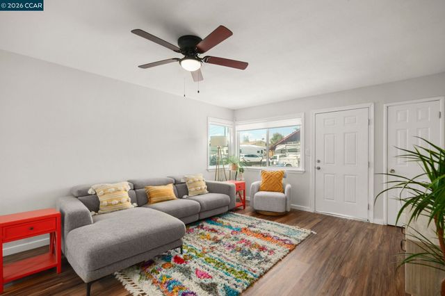 4157 Rita Dr, Martinez, CA 94553