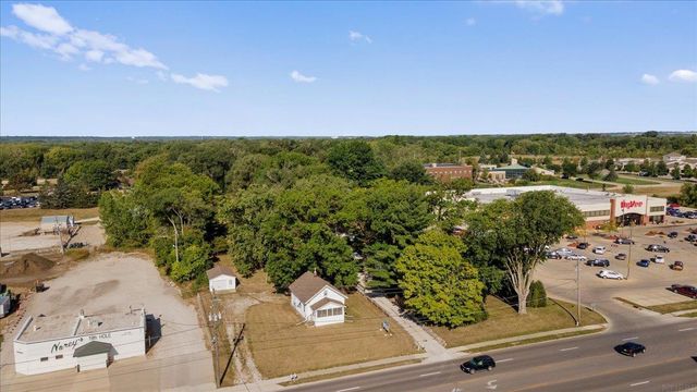 2133 Logan Ave Unit 1, Waterloo, IA 50703