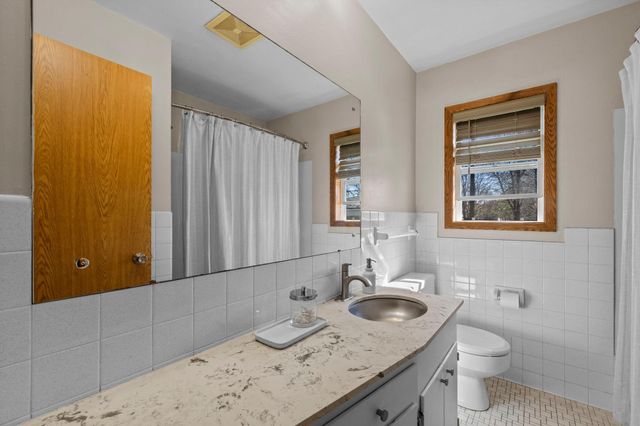 5116 Vincent Avenue N, Minneapolis, MN 55430