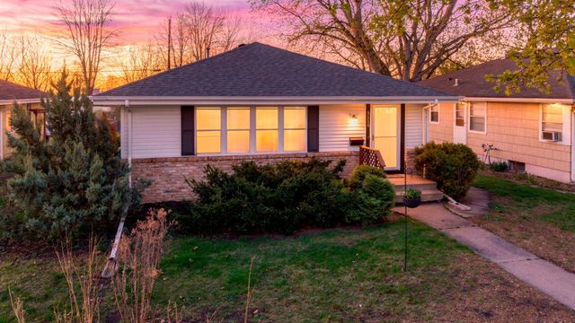 5116 Vincent Avenue N, Minneapolis, MN 55430