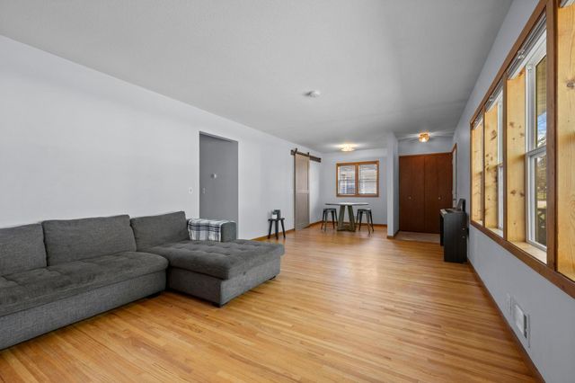 5116 Vincent Avenue N, Minneapolis, MN 55430