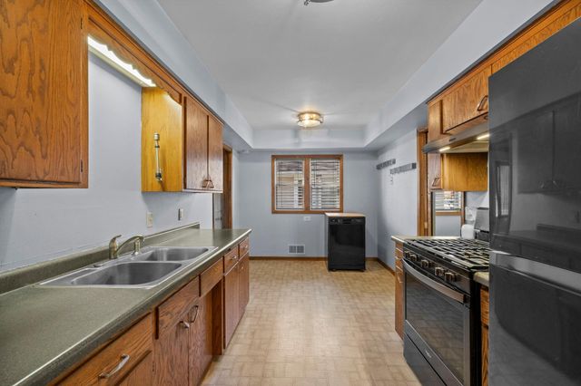 5116 Vincent Avenue N, Minneapolis, MN 55430