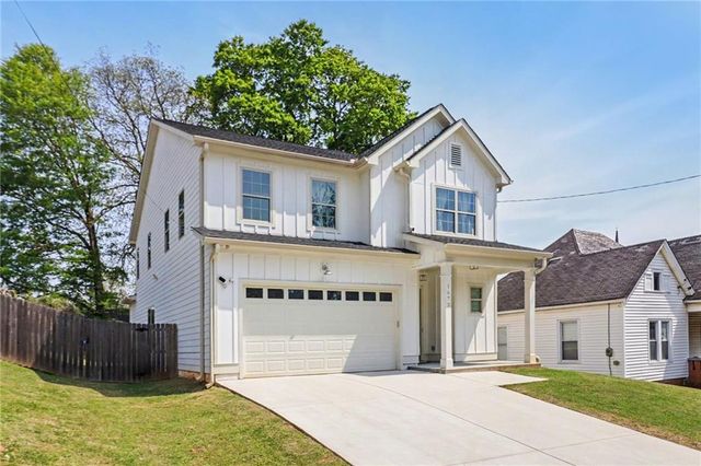 1673 Ware Avenue, East Point, GA 30344