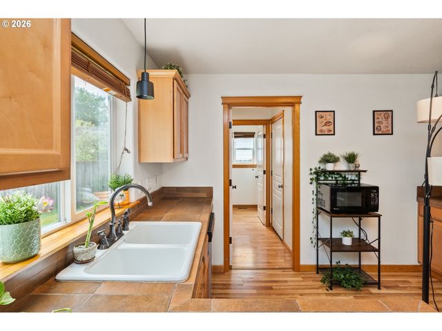 4508 Se 59TH Ave, Portland, OR 97206