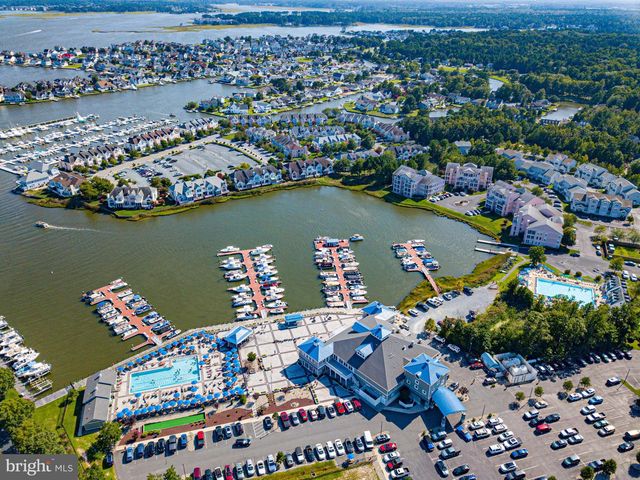 6 HERON ISLE CT, Ocean Pines, MD 21811