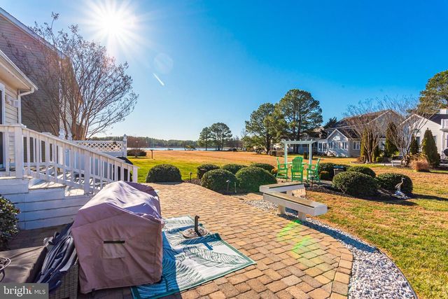 6 HERON ISLE CT, Ocean Pines, MD 21811