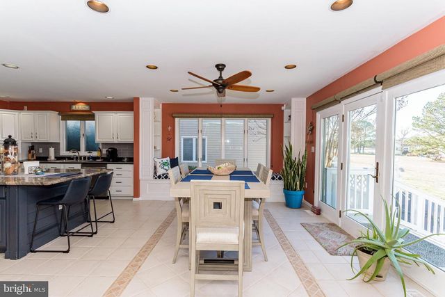 6 HERON ISLE CT, Ocean Pines, MD 21811