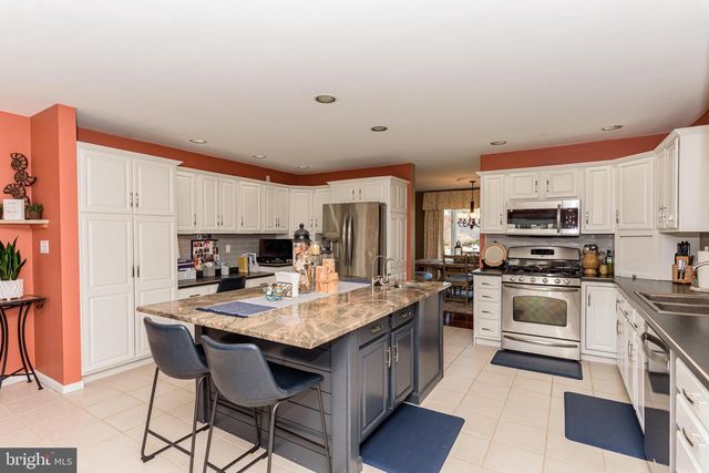 6 HERON ISLE CT, Ocean Pines, MD 21811