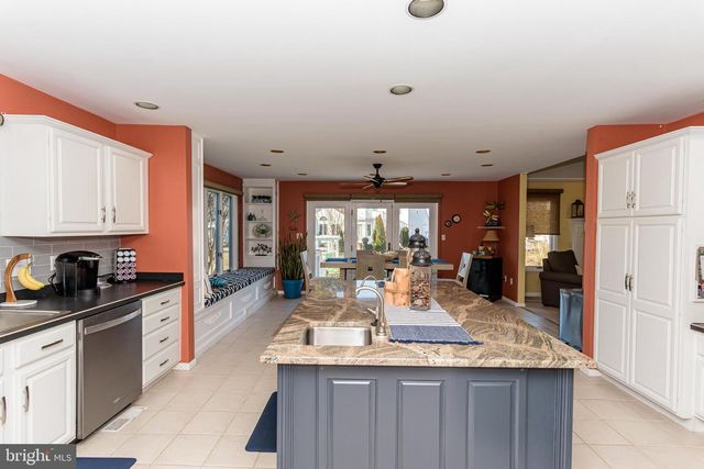 6 HERON ISLE CT, Ocean Pines, MD 21811