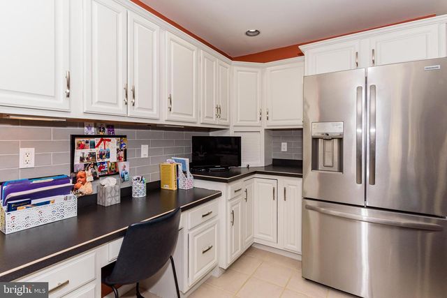 6 HERON ISLE CT, Ocean Pines, MD 21811