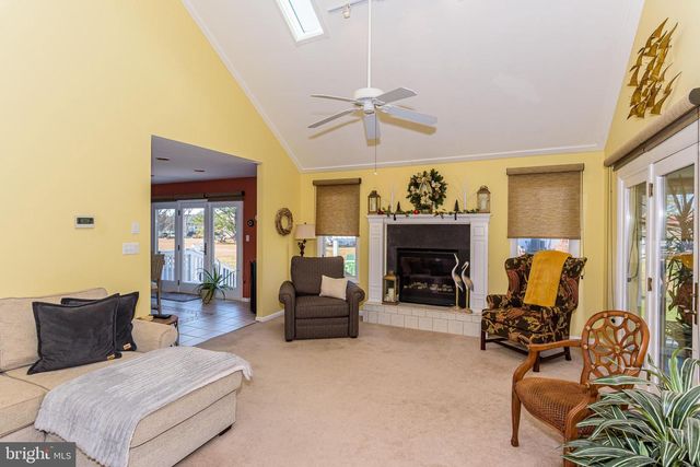 6 HERON ISLE CT, Ocean Pines, MD 21811