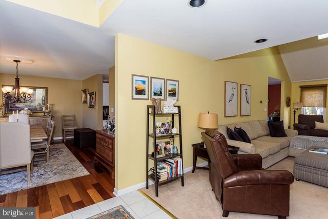 6 HERON ISLE CT, Ocean Pines, MD 21811