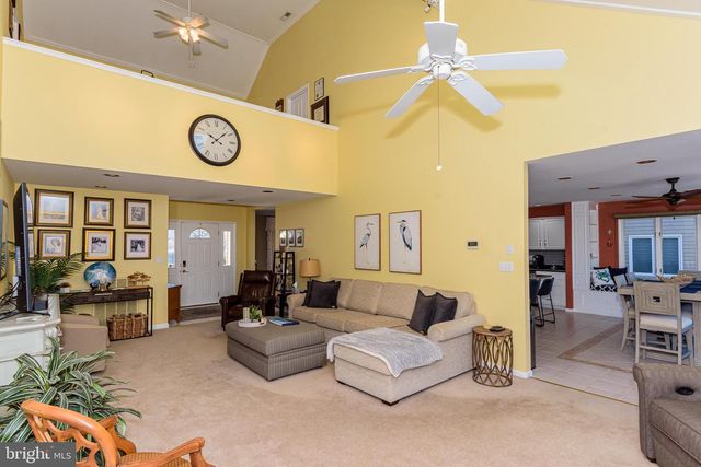 6 HERON ISLE CT, Ocean Pines, MD 21811