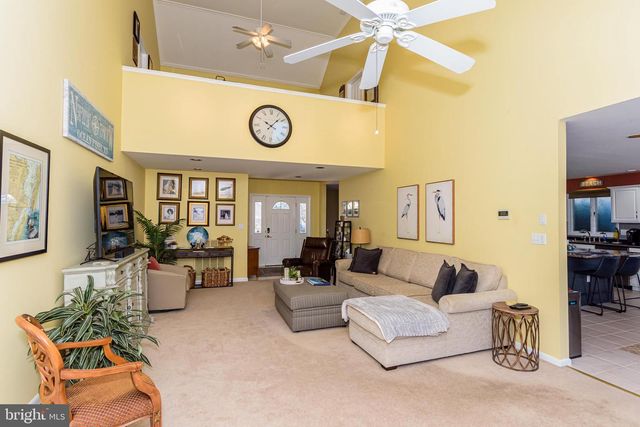 6 HERON ISLE CT, Ocean Pines, MD 21811