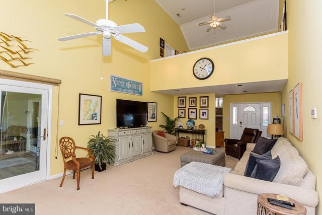 6 HERON ISLE CT, Ocean Pines, MD 21811